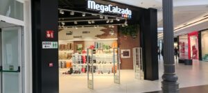 9a1e40_78b74597cdc54558bd096e9521200f57~mv2